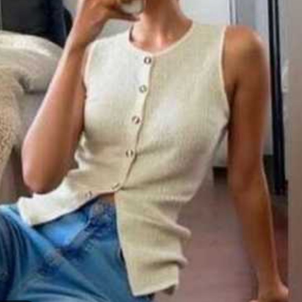 Song of Style Ivory Ribbed Knit Button Front Vest XL Cream Gold Buttons Cropped